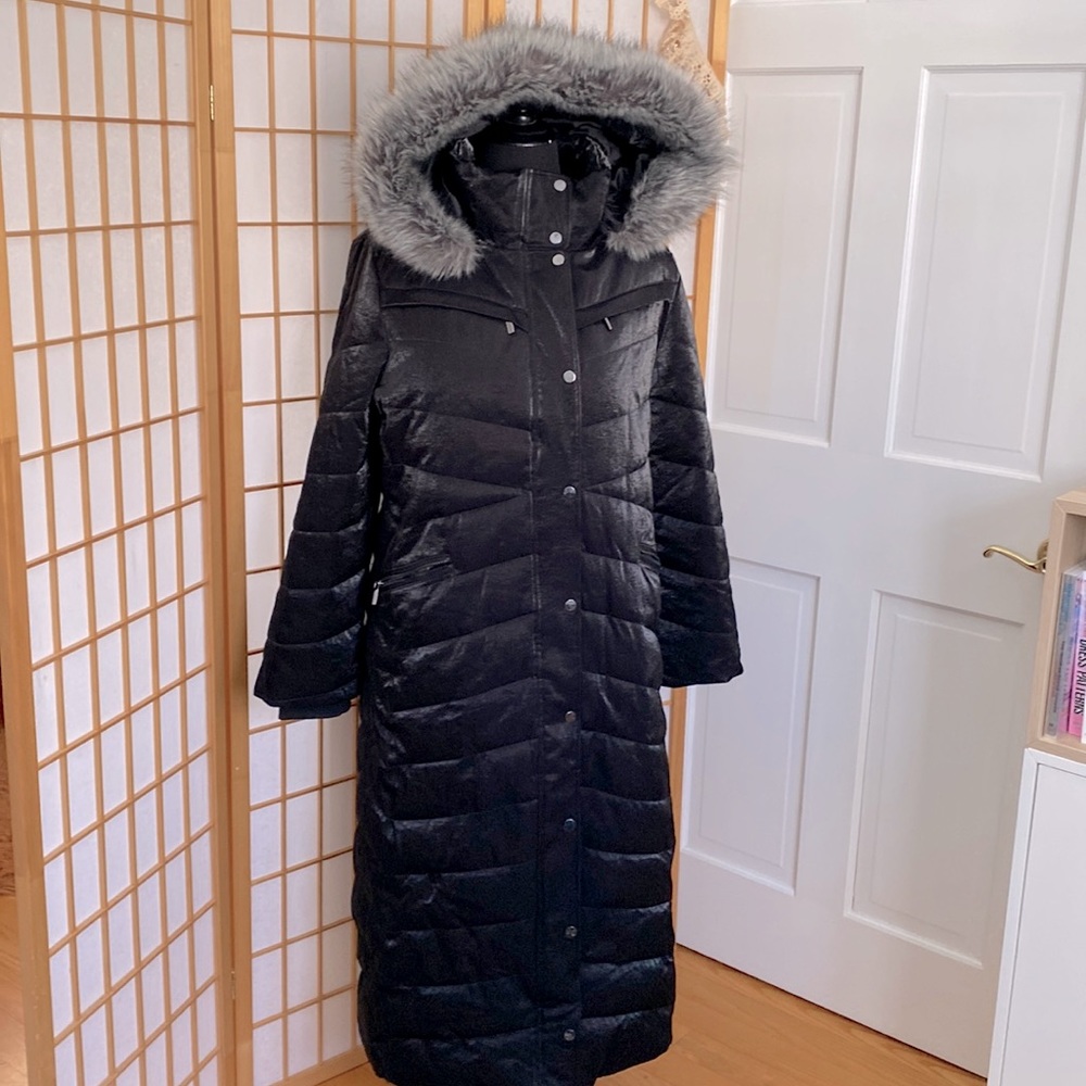 Badgley Mischka shimmer maxi down coat NWOT